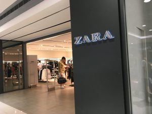 マニラのショッピングモール「ZARA　ザラ」